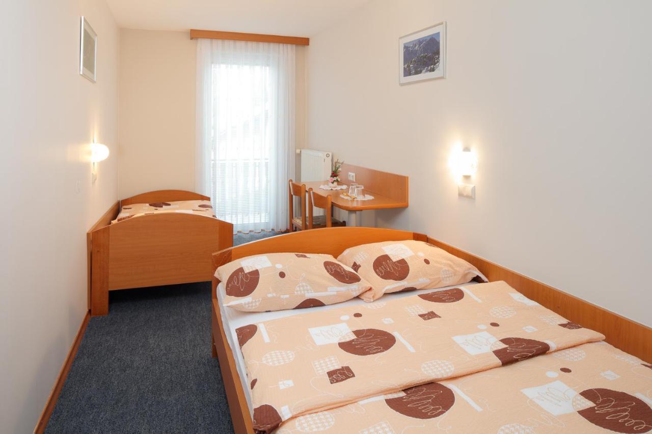 Rooms Sustersic Ljubljana Exterior photo