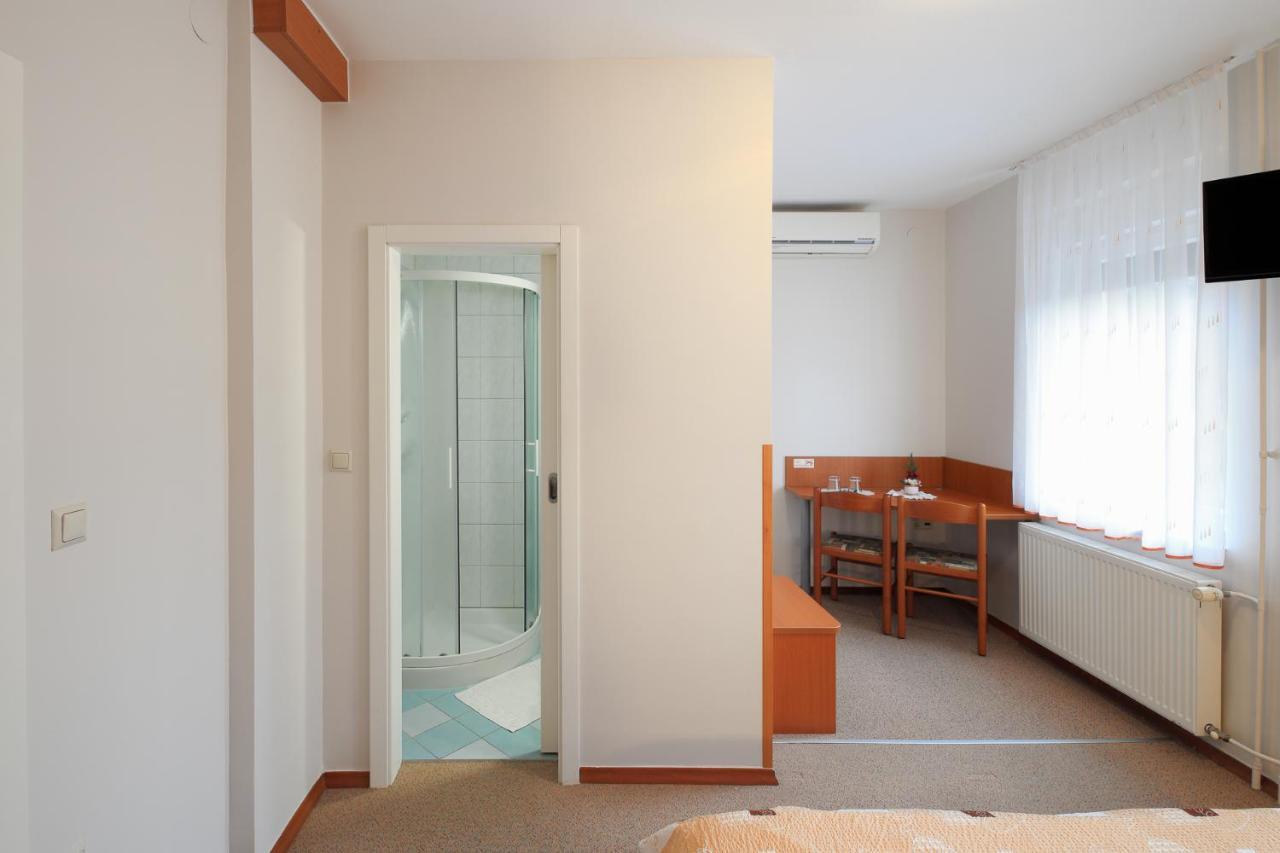 Rooms Sustersic Ljubljana Exterior photo